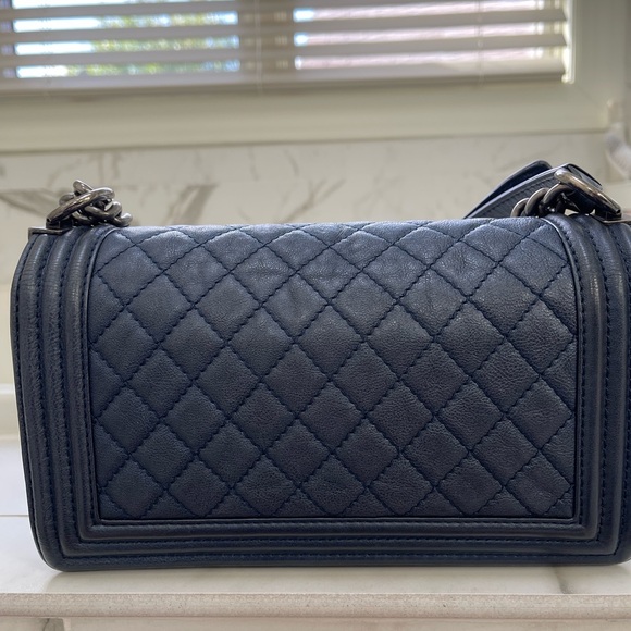 Chanel boy bag medium. - Picture 4 of 13